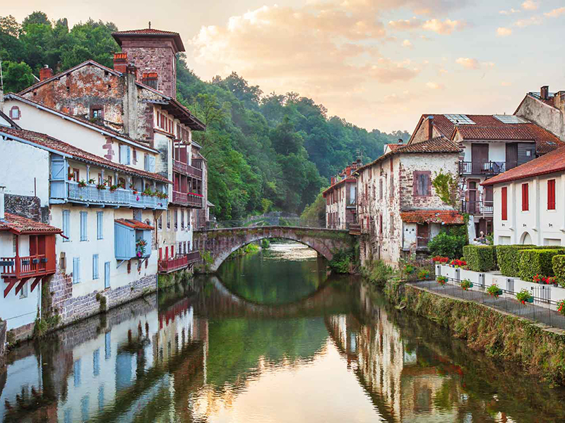 Saint Jean Pied de Porte