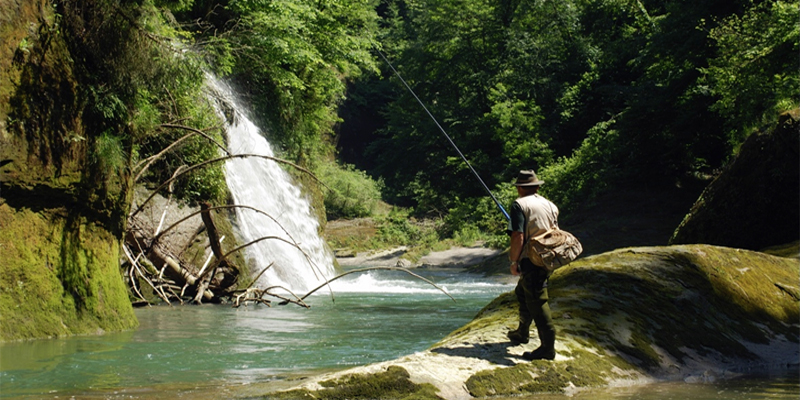 山谷垂钓 Peche en montagne