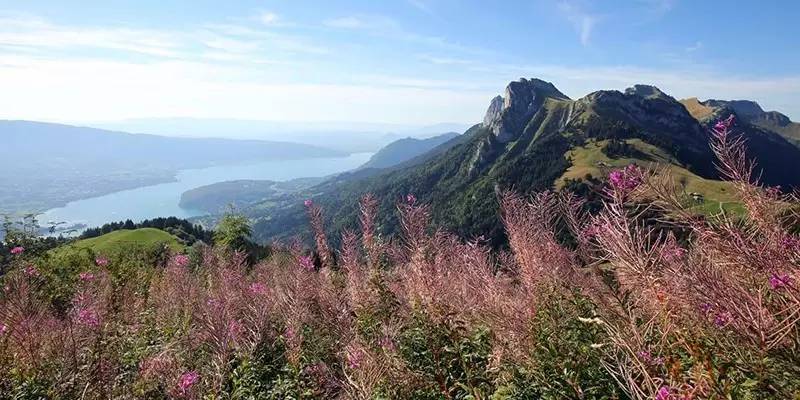 Tournette山登顶徒步