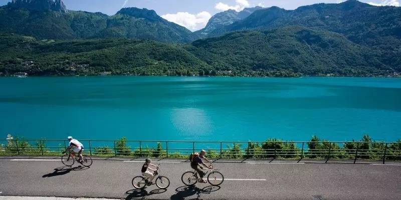 velo安纳西环湖骑行