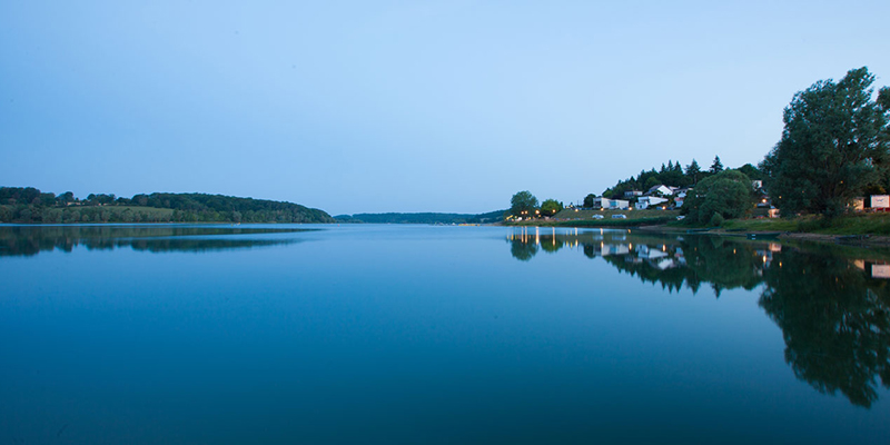 列兹湖(Lac de la Liez)